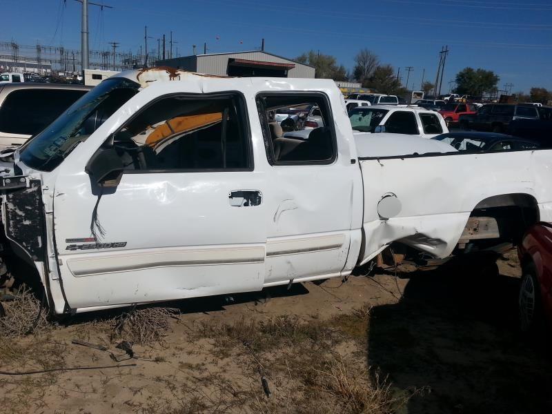 2004 Chevrolet 2500 Silverado Pickup Misc. Engine Part