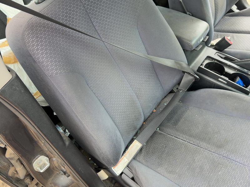 2005-2006 Nissan Altima Front Seat Belt RH