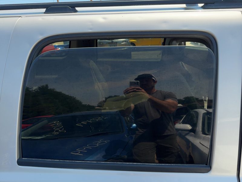 2000-2007 Chevy/gmc Suburban 1500 Series Rear Door Glass/Window RH