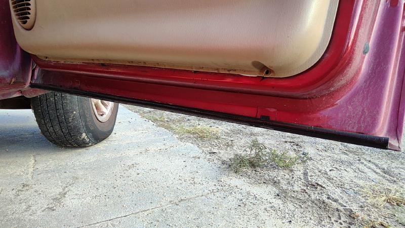 1998-2000 Dodge Durango Front Door RH