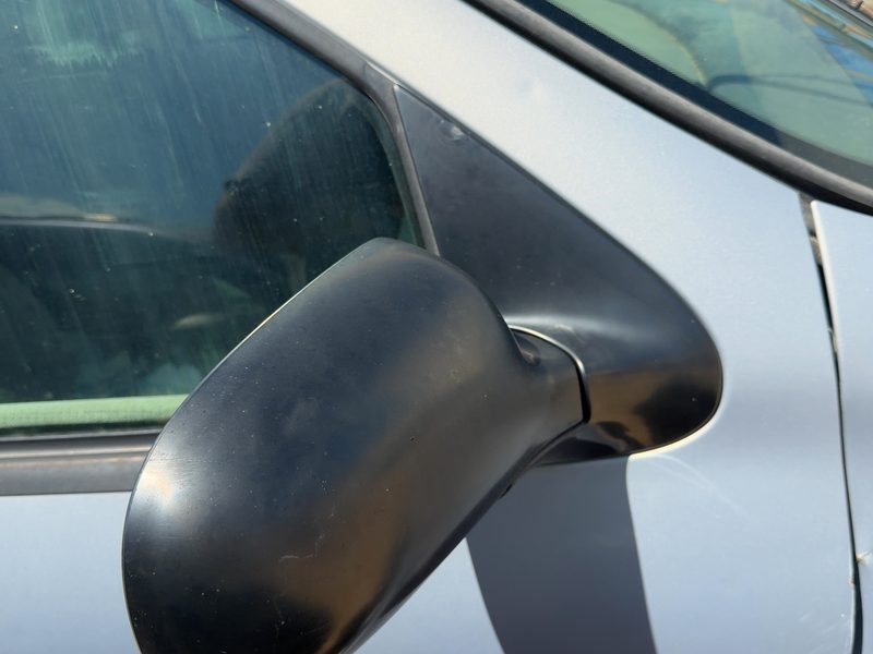 1997-2009 Chevrolet Venture Door Mirror RH