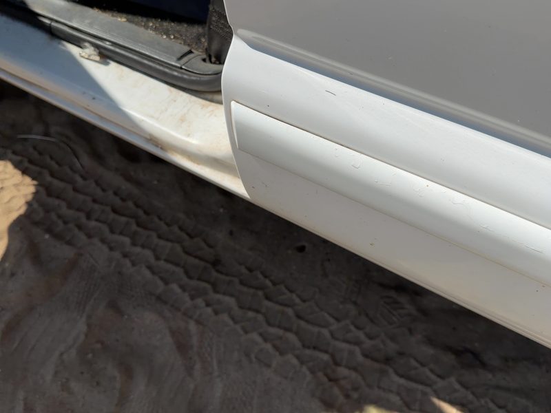 2001-2005 Blazer S10/jimmy S15 Rear Door Moulding LH
