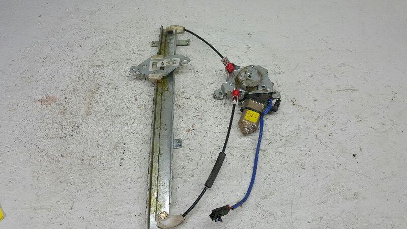 1998-2004 Nissan Xterra Front Door Regulator LH