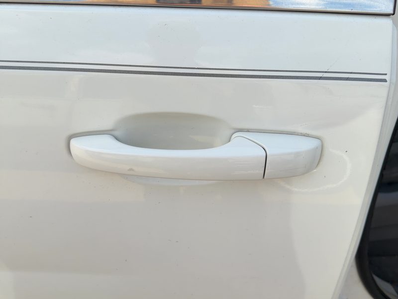 2008-2020 Chrysler Town & Country Outside Door Handle RH