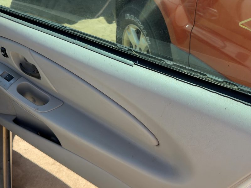 2006-2007 Monte Carlo Front Door Trim Panel RH