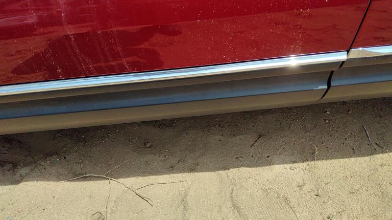 2011-2015 Explorer Front Door Moulding LH