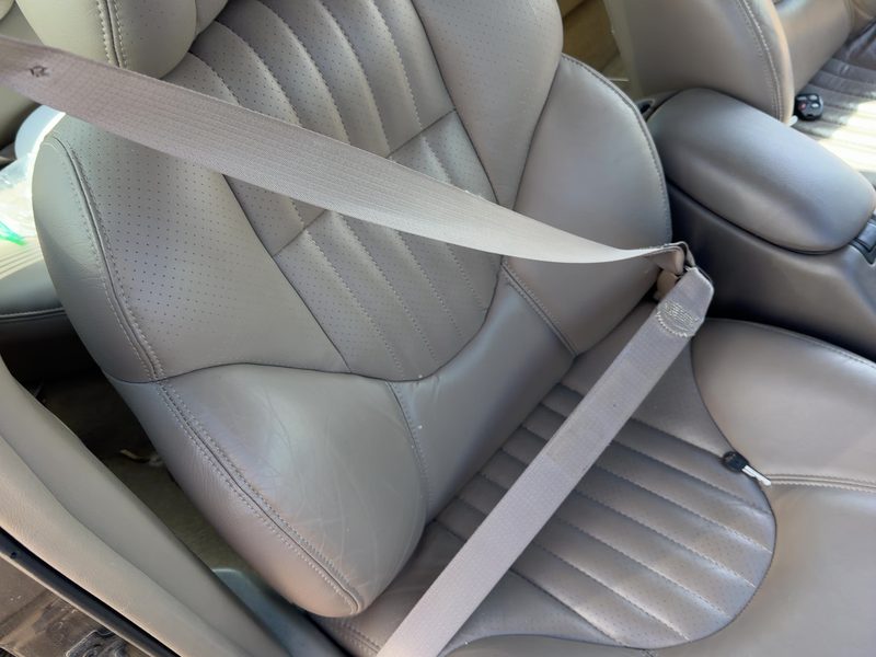 1999 Pontiac Bonneville (80 & Up) Front Seat Belt RH