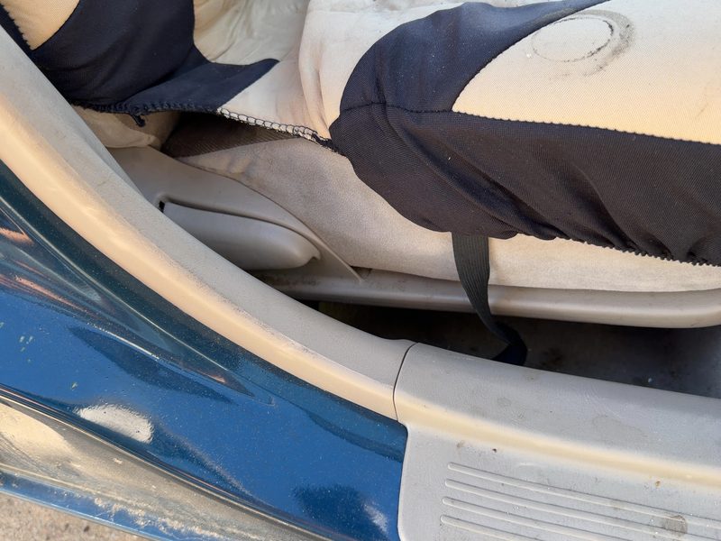 1999 Toyota Corolla (also See FX 87-88) Seat Track RH