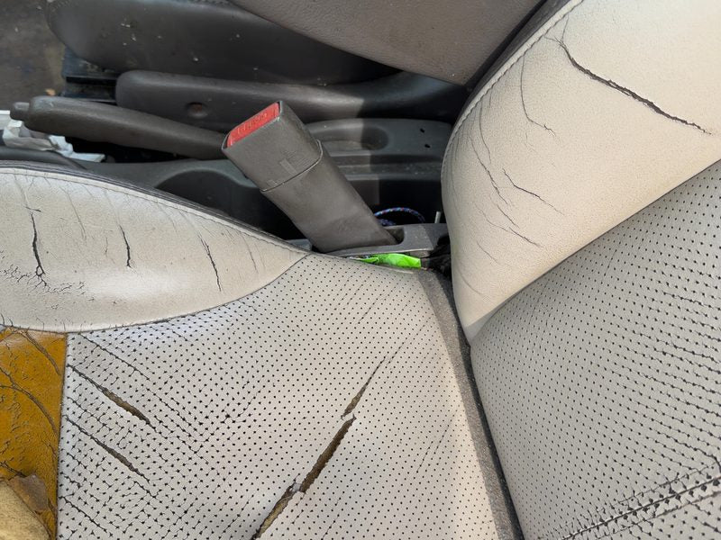 2001-2005 Pt Cruiser Front Seat Belt LH