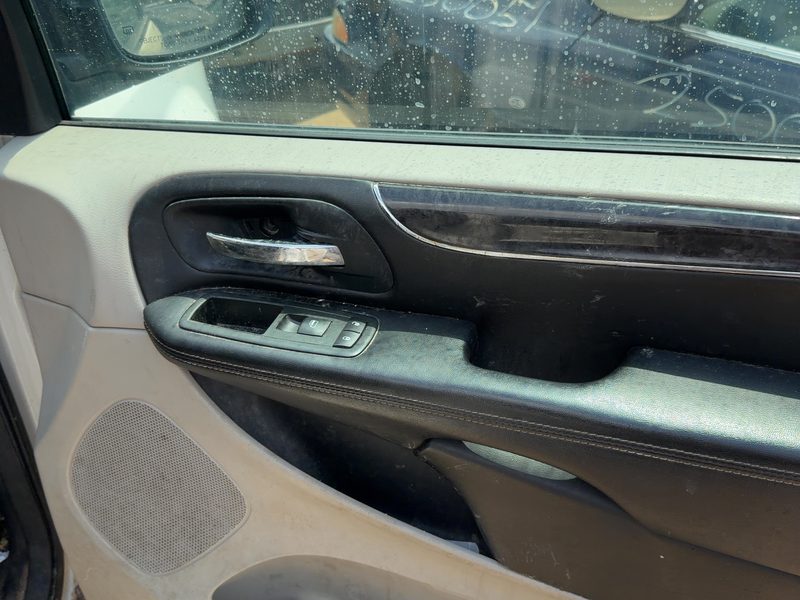 2012 Chrysler Town & Country Front Door Trim Panel RH