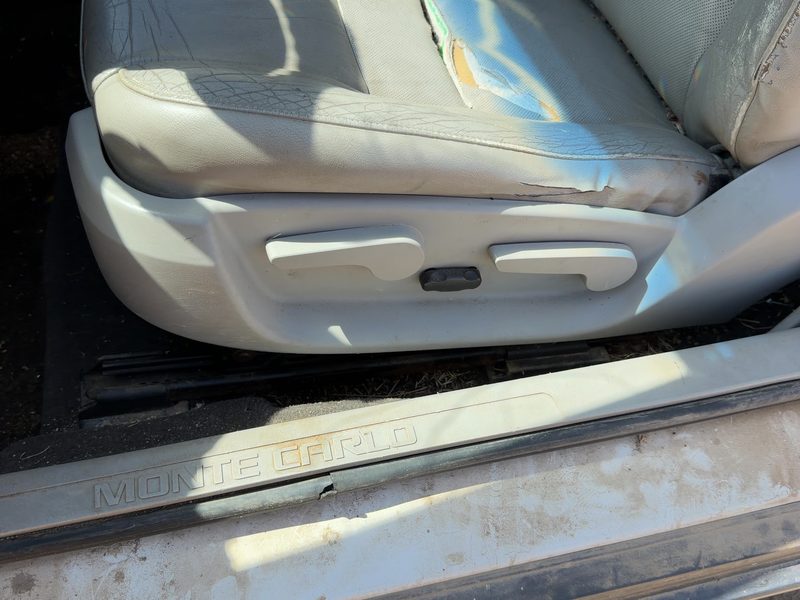 2006 Monte Carlo Seat Track LH
