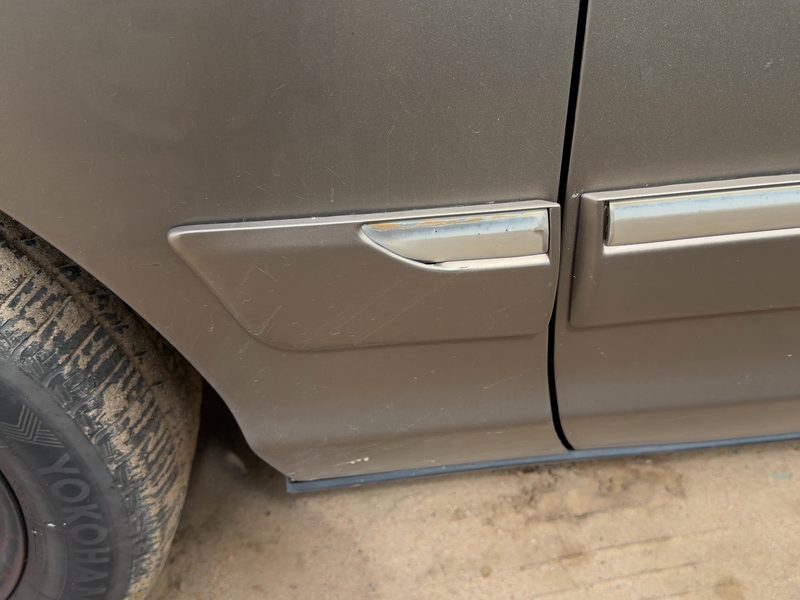1998-2005 Mercury Grand Marquis (79 & Up) Fender Moulding LH