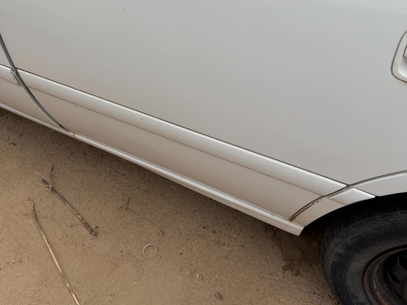 2000-2001 Toyota Camry Rear Door Moulding LH