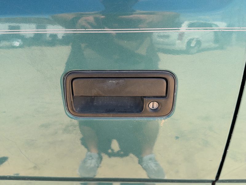 1995 Isuzu Rodeo Outside Door Handle LH