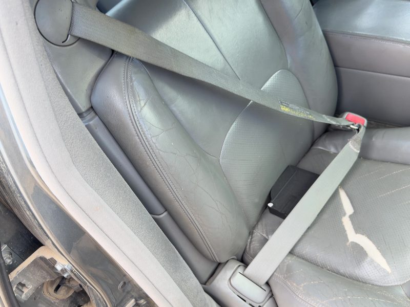 1998-2004 Cadillac Seville Front Seat Belt RH