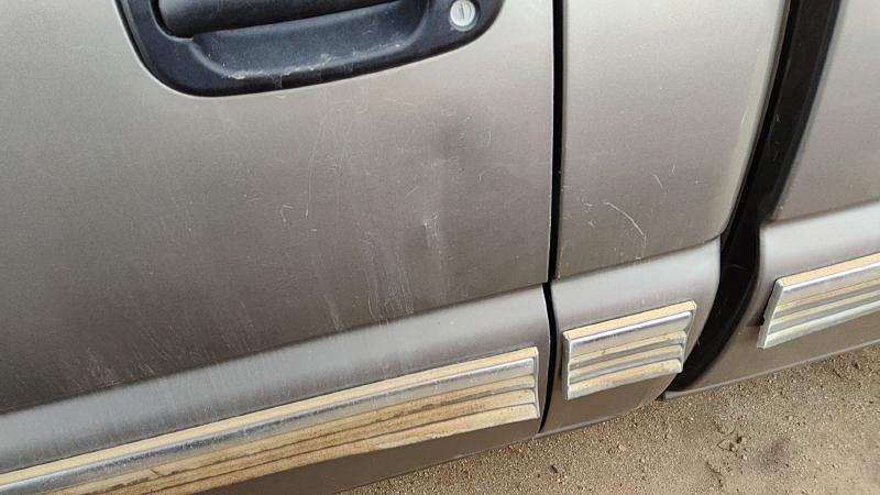 1999-2007 Chevrolet 2500 Silverado Pickup Front Door LH