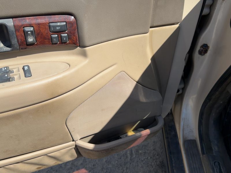 2000-2002 Lincoln LS Front Door Trim Panel LH