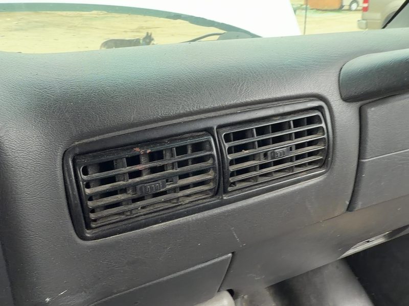 1996-2002 Chevrolet Van Express 2500 Series Dash Panel