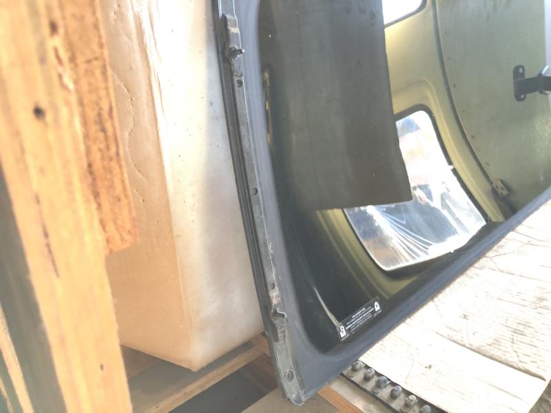 1997-2005 Chevrolet Venture Rear Door Glass/Window RH