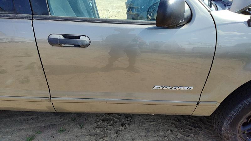2002-2005 Explorer Front Door RH