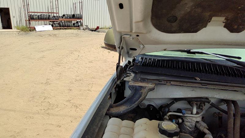 1999-2007 Chevrolet 2500 Silverado Pickup Hood Hinge RH