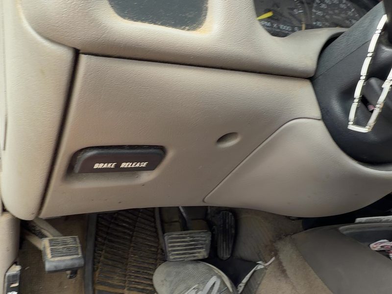 1998 Blazer S10/jimmy S15 Dash Panel