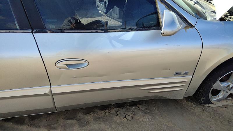 2000-2005 Pontiac Bonneville (80 & Up) Front Door RH