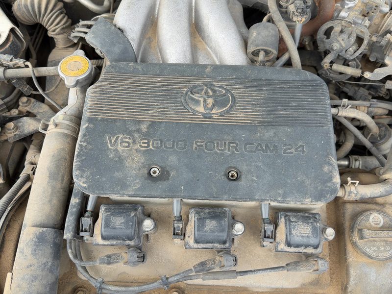 1996-2003 Toyota Camry Engine Cover