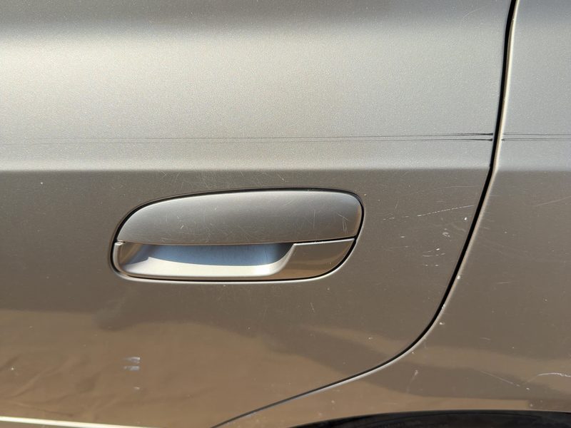 2001-2006 Hyundai Elantra Outside Door Handle LH