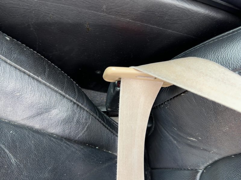 2000 Infiniti I30 Front Seat Belt LH