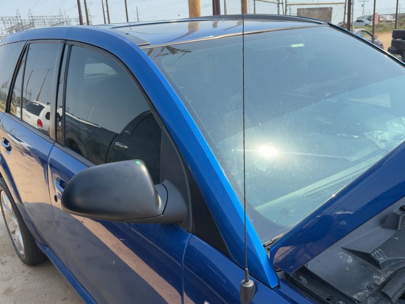 2005 Saturn Vue Quarter Panel Moulding RH
