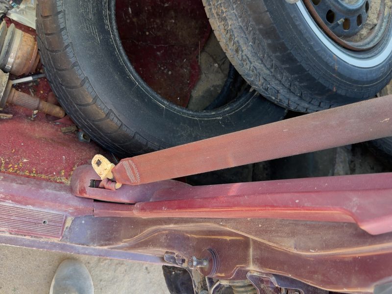 1987 Buick Park Avenue (80&up) Front Seat Belt LH