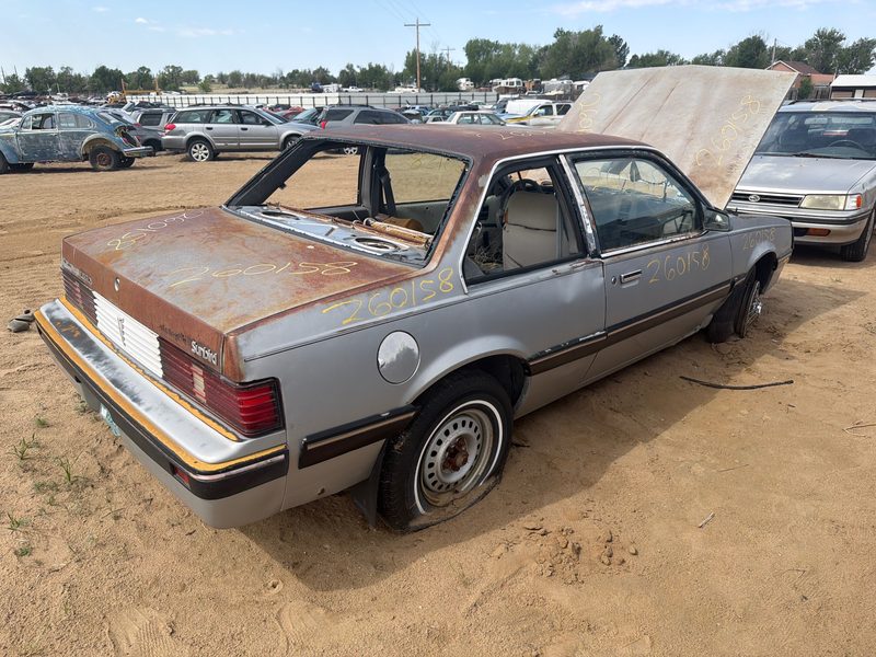 1984 Pontiac P2000 (82-84) Vehicle Unit Complt.