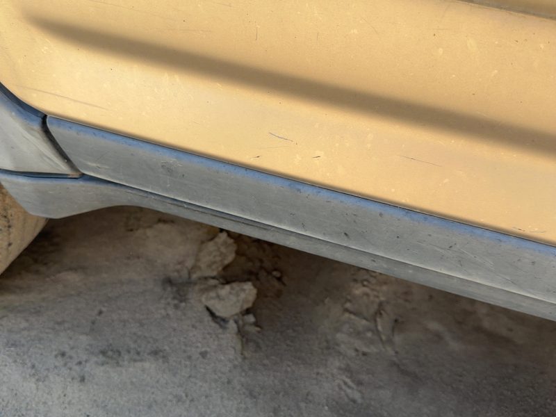 2002-2006 Honda Crv Rear Door Moulding RH