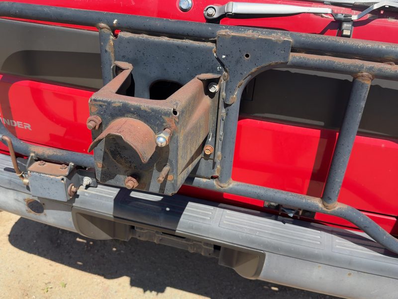 1994 Nissan Pathfinder Spare Tire Carrier