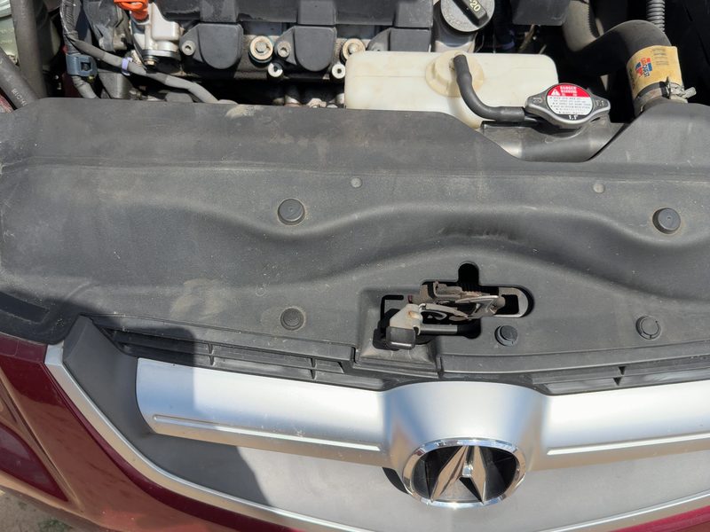 2004-2006 Acura Tl Radiator Support