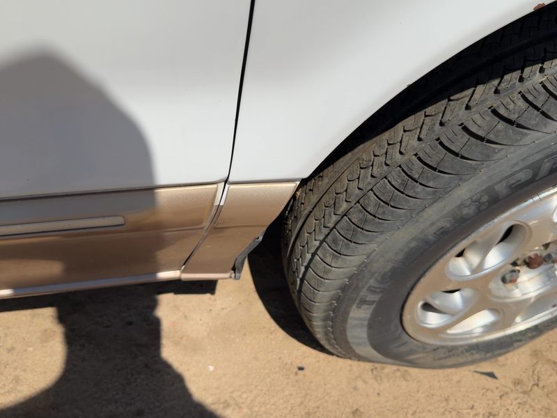 1996 Mercury Villager Fender Moulding RH