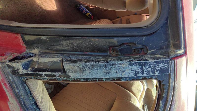 1993 Grand Prix Quarter Panel Moulding LH