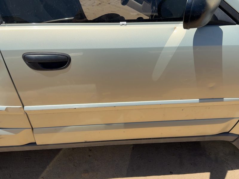 2005-2009 Subaru Legacy/ Outback Front Door RH