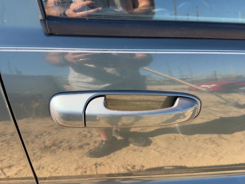 2000-2004 Jeep Grand Cherokee Outside Door Handle RH