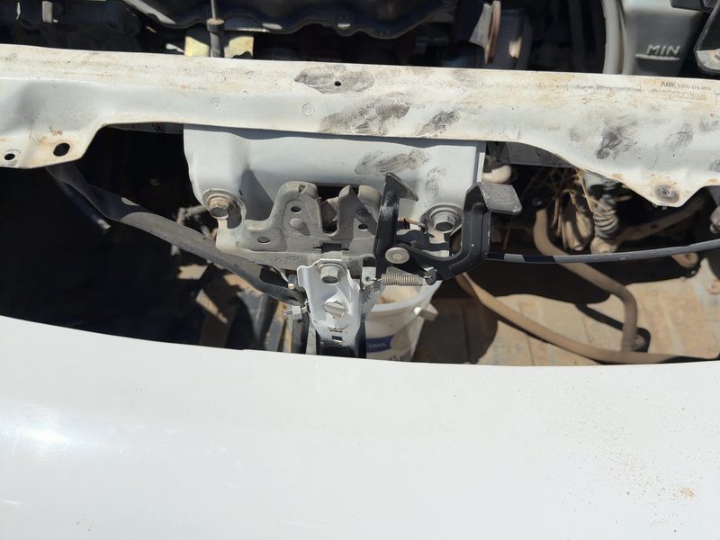 1993-1997 Mercury Villager Radiator Support