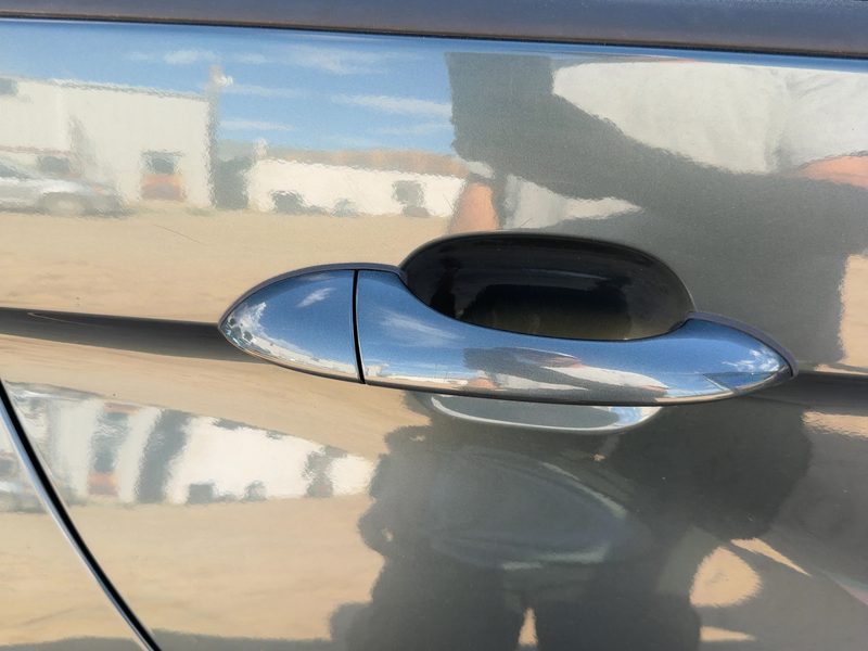 2000-2006 BMW X5 Outside Door Handle RH