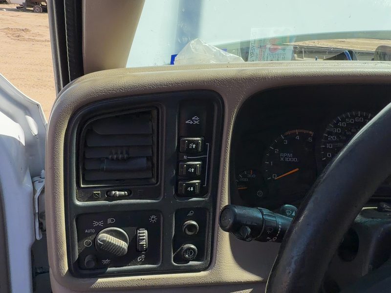 2005-2007 Chevrolet 2500 Silverado Pickup Dash Panel