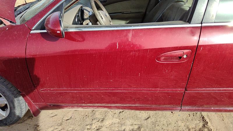 2005-2006 Nissan Altima Front Door LH
