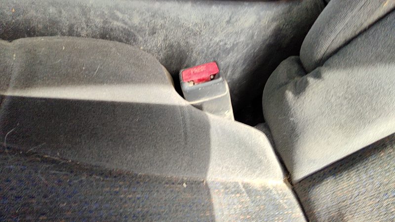 2001-2002 Chevrolet 2500 Silverado Pickup Front Seat Belt