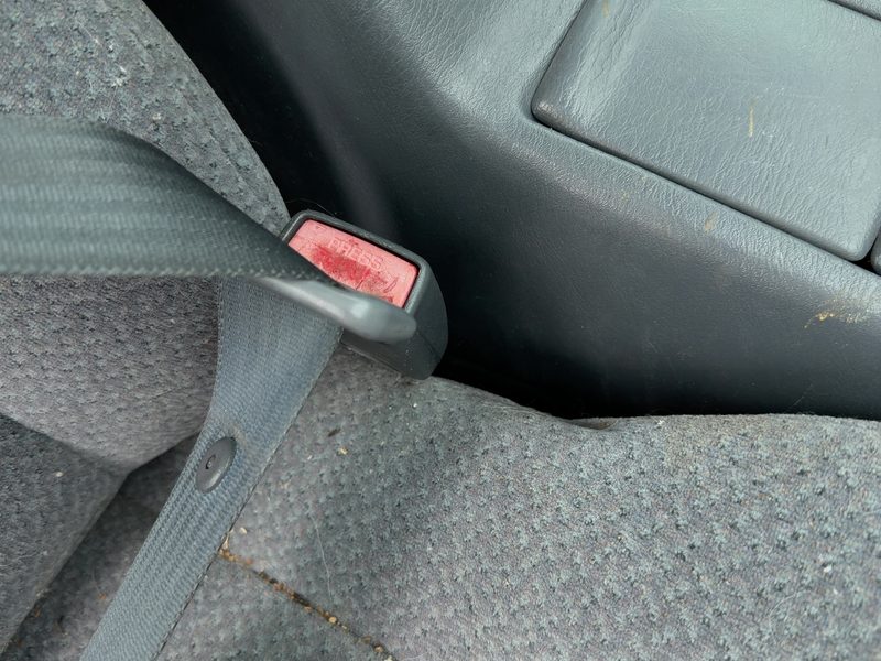 2000-2001 Toyota Camry Front Seat Belt RH