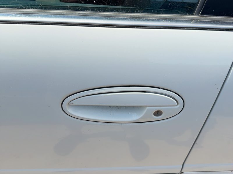2000-2005 Buick Lesabre (80 & Up) Outside Door Handle LH
