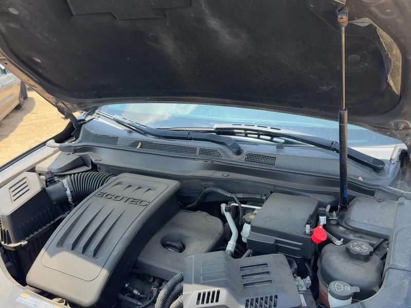 2010-2017 Chevrolet Equinox Hood Hinge RH