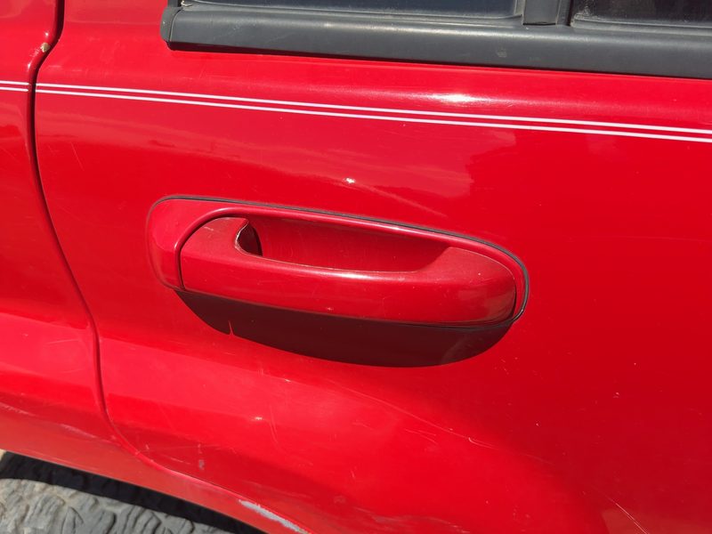 2000-2004 Jeep Grand Cherokee Outside Door Handle RH