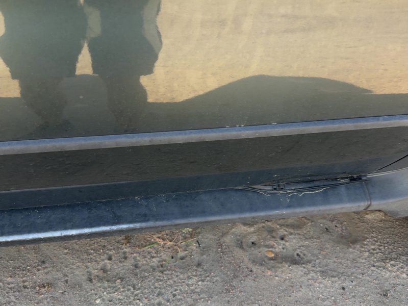 2000-2006 BMW X5 Front Door Moulding RH